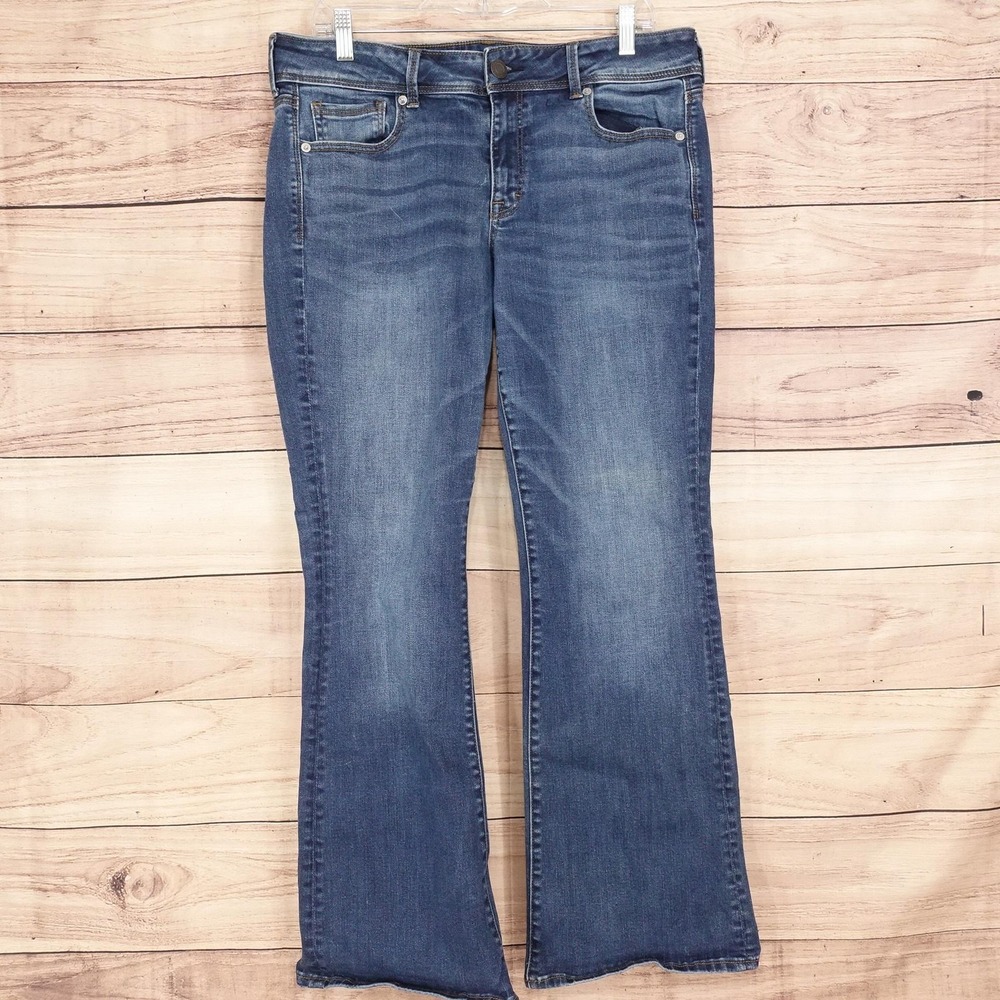 American Eagle Outfitters Kick Boot Jeans Womens 14 Blue Med Wash Stretch 35x30